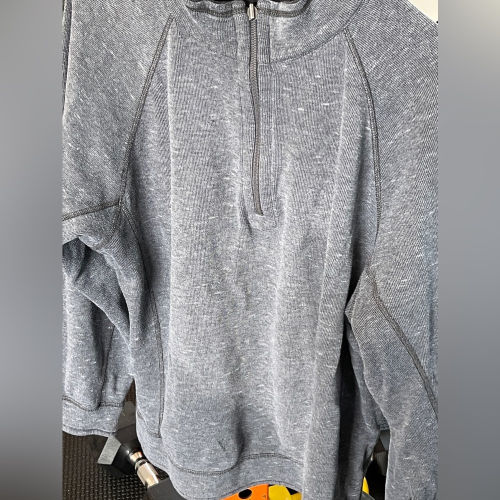 Men’s Tommy Bahama pullover